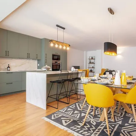 Апартаменты Elegancia E Conforto No Centro Do *