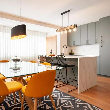 Elegancia E Conforto No Centro Do Апартаменты Порту